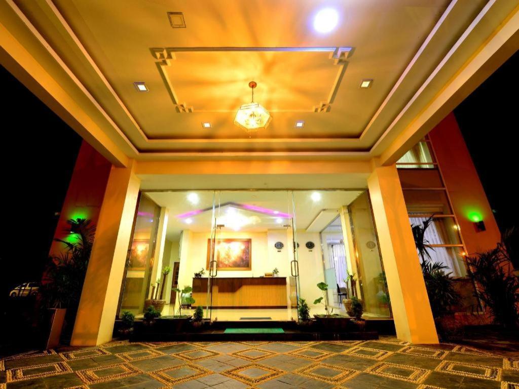 Kanbawza Hinthar Hotel Bago Exterior foto